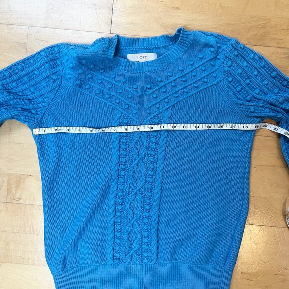 EUC Loft Blue Cable Chunky Bobble Sweater With Lantern Sleeves, Size Medium - Picture 10 of 13